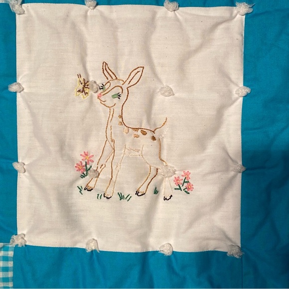 Vintage Handmade Embroidered Baby Tie Quilt 48” x 50” - Picture 8 of 12